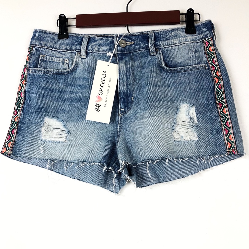 H&M Coachella Women’s Size 8 Cut Off Shorts